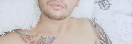 Foto di nudo di fuga di OnlyFans di Felipe Abril