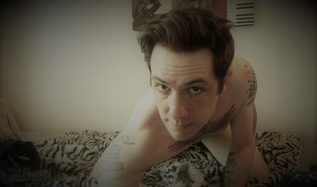 Foto di nudo di fuga di OnlyFans di Daddy Shizz