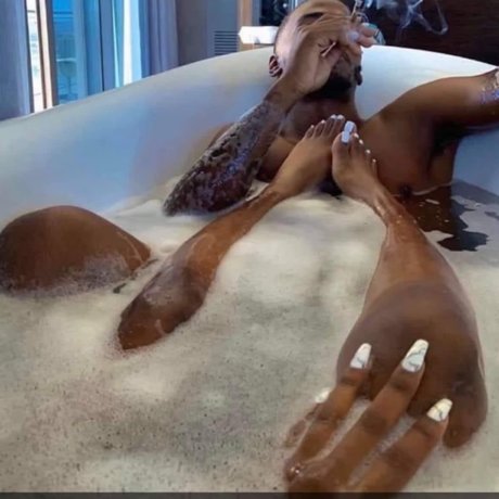 Foto di nudo di fuga di OnlyFans di Candy Cane