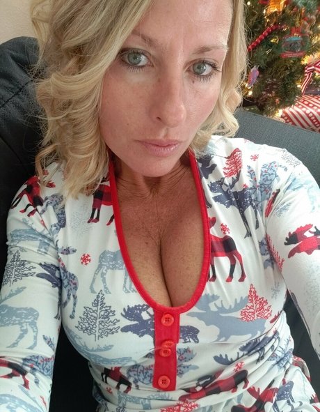 Foto di nudo di fuga di OnlyFans di Etecterababy