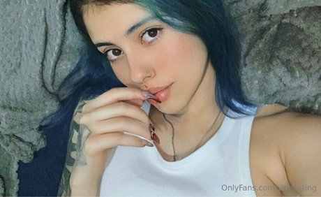 Foto di nudo di fuga di OnlyFans di Vicposting
