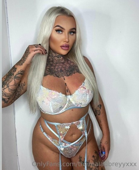 Inkedblondieeee