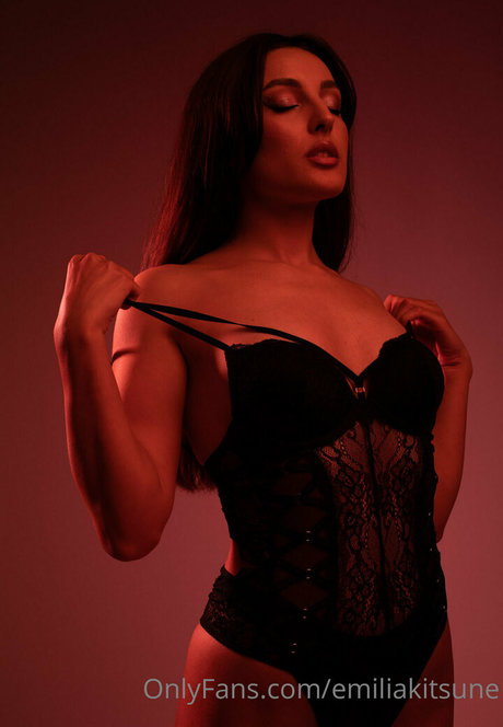 Foto di nudo di fuga di OnlyFans di Onlyemiliaa