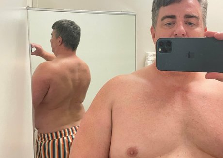Foto di nudo di fuga di OnlyFans di Outihulk