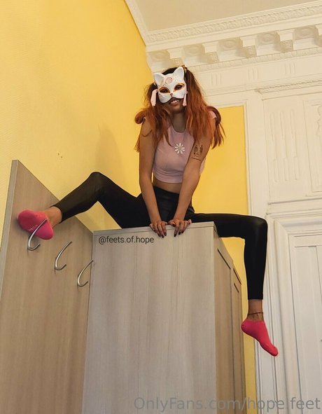 Foto di nudo di fuga di OnlyFans di Hopefeet