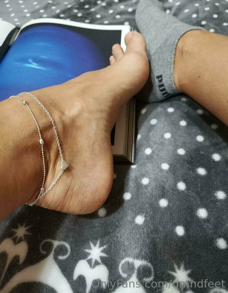 Foto di nudo di fuga di OnlyFans di Dmndfeet