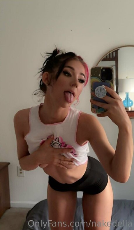 Nakedella