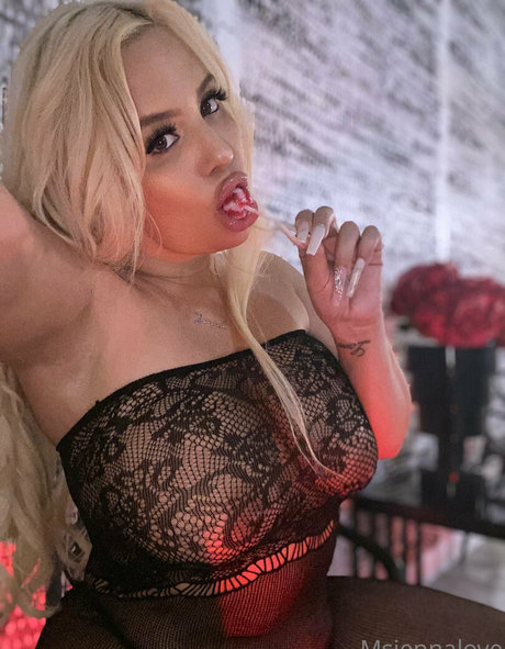 Foto di nudo di fuga di OnlyFans di Msjennalove