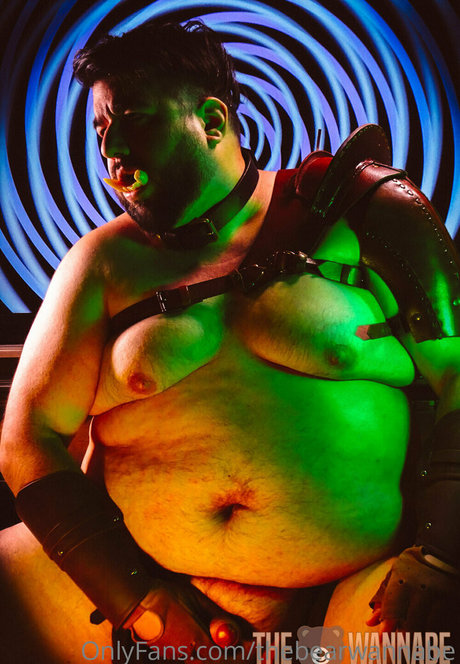 Foto di nudo di fuga di OnlyFans di Thebearwannabe