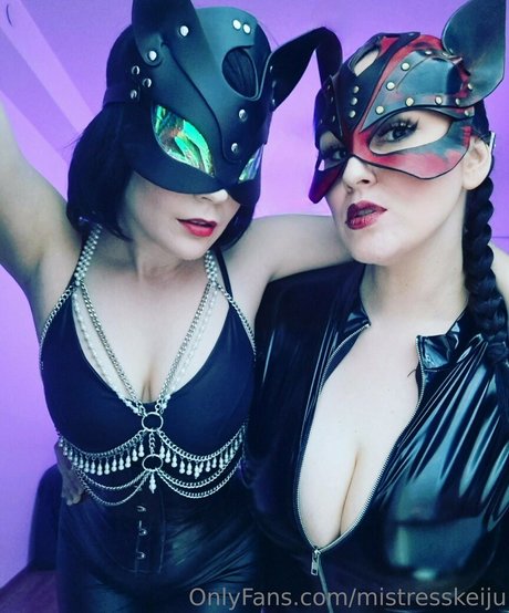 Foto di nudo di fuga di OnlyFans di Mistresskeiju