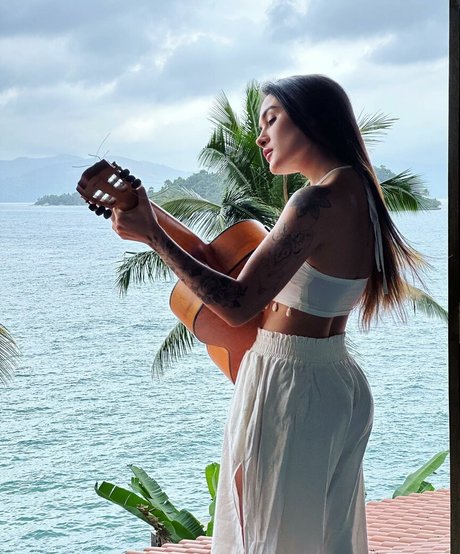 Foto di nudo di fuga di OnlyFans di Gabi Melim