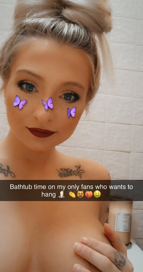 Foto di nudo di fuga di OnlyFans di Sunny Bunnnie