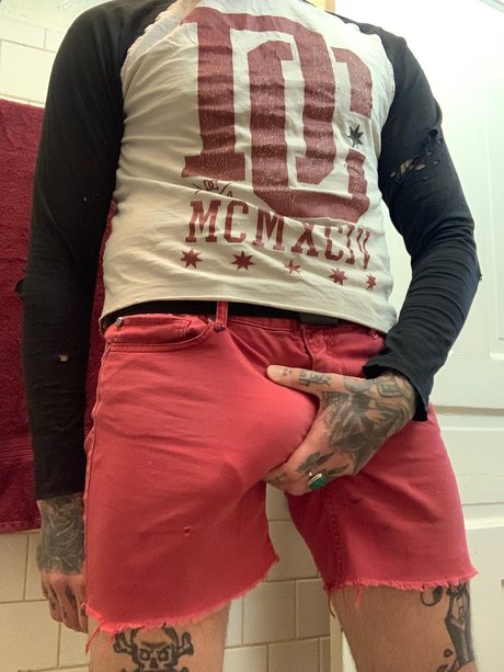 Foto di nudo di fuga di OnlyFans di Sirwilliamcutter