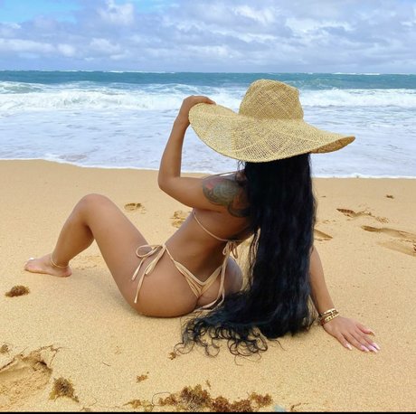 Baddassbella