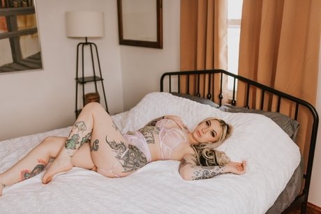 Foto di nudo di fuga di OnlyFans di Quin Clover 