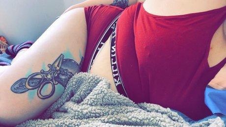 Foto di nudo di fuga di OnlyFans di Queenbunny2127
