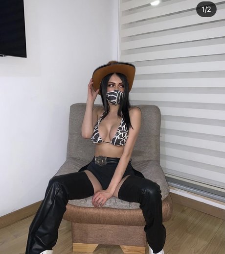Foto di nudo di fuga di OnlyFans di Dayana E