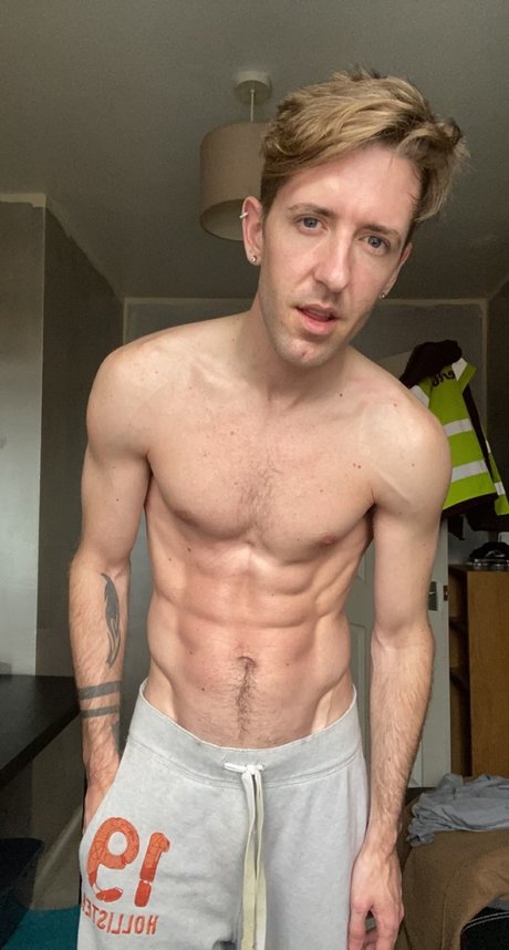 Foto di nudo di fuga di OnlyFans di Danny