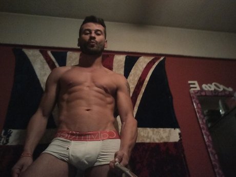 Foto di nudo di fuga di OnlyFans di Danyromeofree