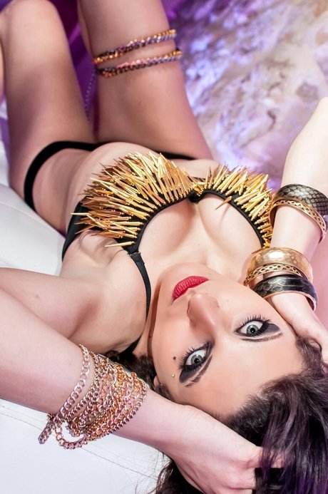 Foto di nudo di fuga di OnlyFans di Danna Rosse