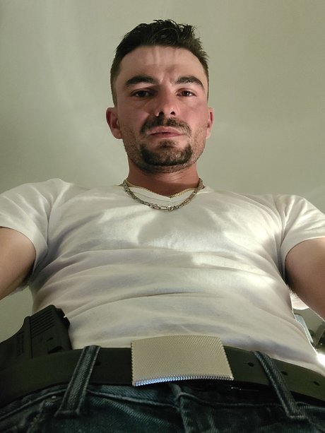 Foto di nudo di fuga di OnlyFans di Darkcowboy