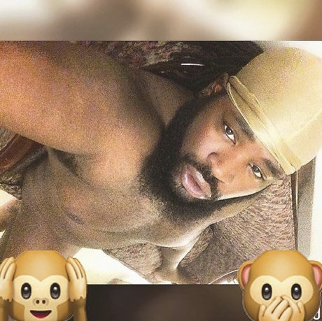 Foto di nudo di fuga di OnlyFans di Rayj Cum