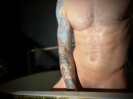 Foto di nudo di fuga di OnlyFans di Ray Dior