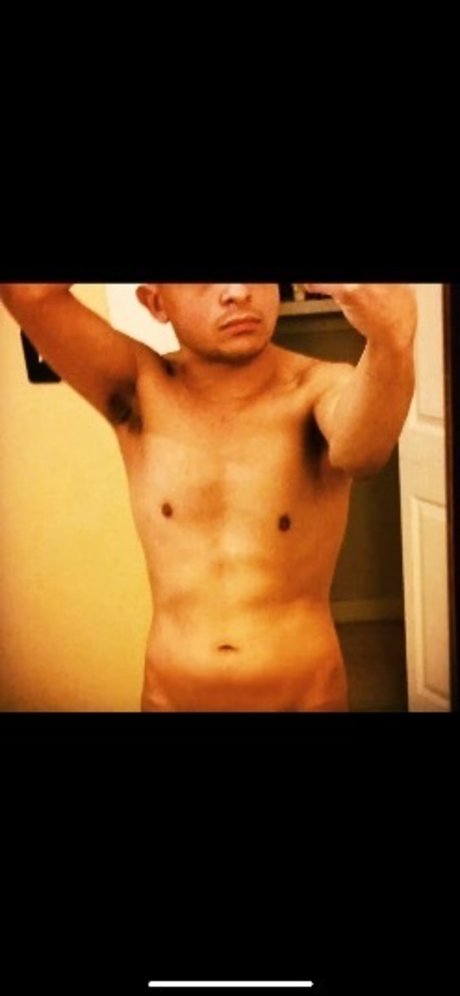 Foto di nudo di fuga di OnlyFans di Dr3