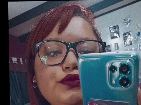 Foto di nudo di fuga di OnlyFans di Reina