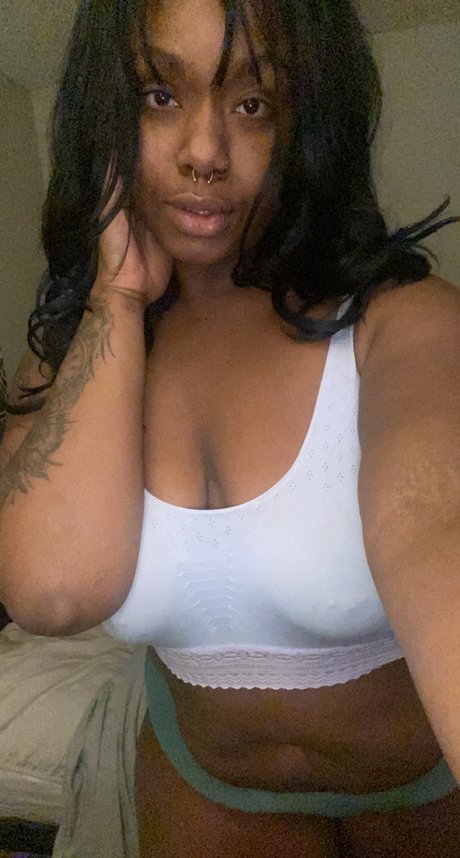 Foto di nudo di fuga di OnlyFans di Aj