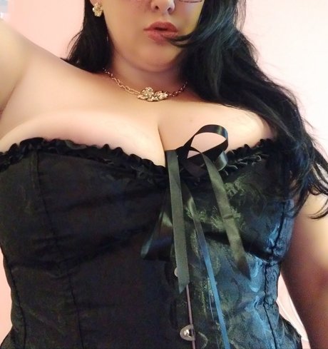 Foto di nudo di fuga di OnlyFans di Rominavix 