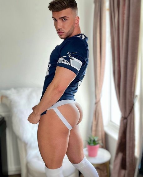Foto di nudo di fuga di OnlyFans di Ryanjakefr