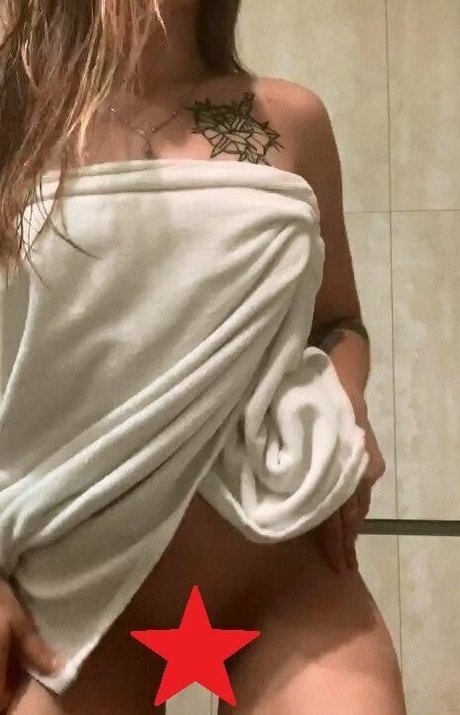 Foto di nudo di fuga di OnlyFans di Milenasweet