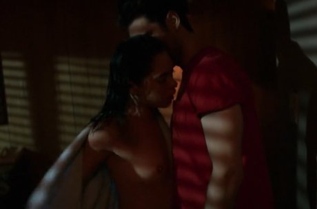Foto di nudo di fuga di OnlyFans di Rosa Salazar