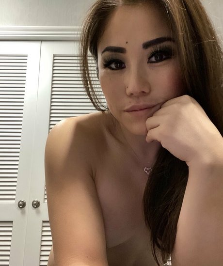 Foto di nudo di fuga di OnlyFans di Japanesegirl