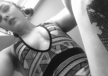 Foto di nudo di fuga di OnlyFans di Eeemmmthegoddess