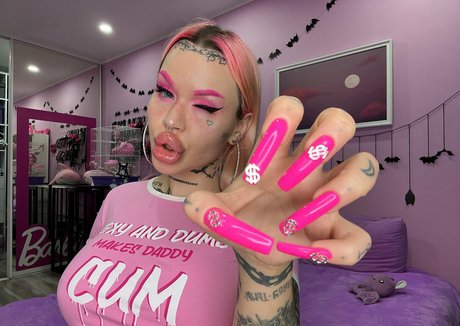 Nasty_bimbo
