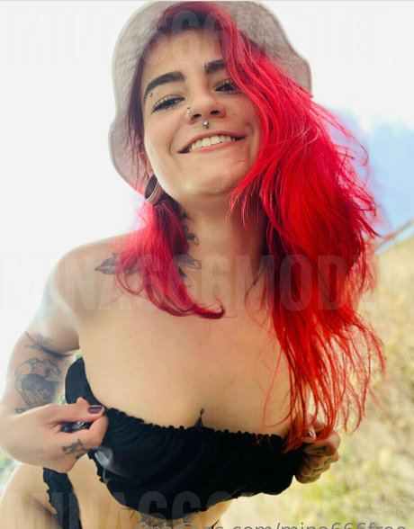 Foto di nudo di fuga di OnlyFans di Mina666free
