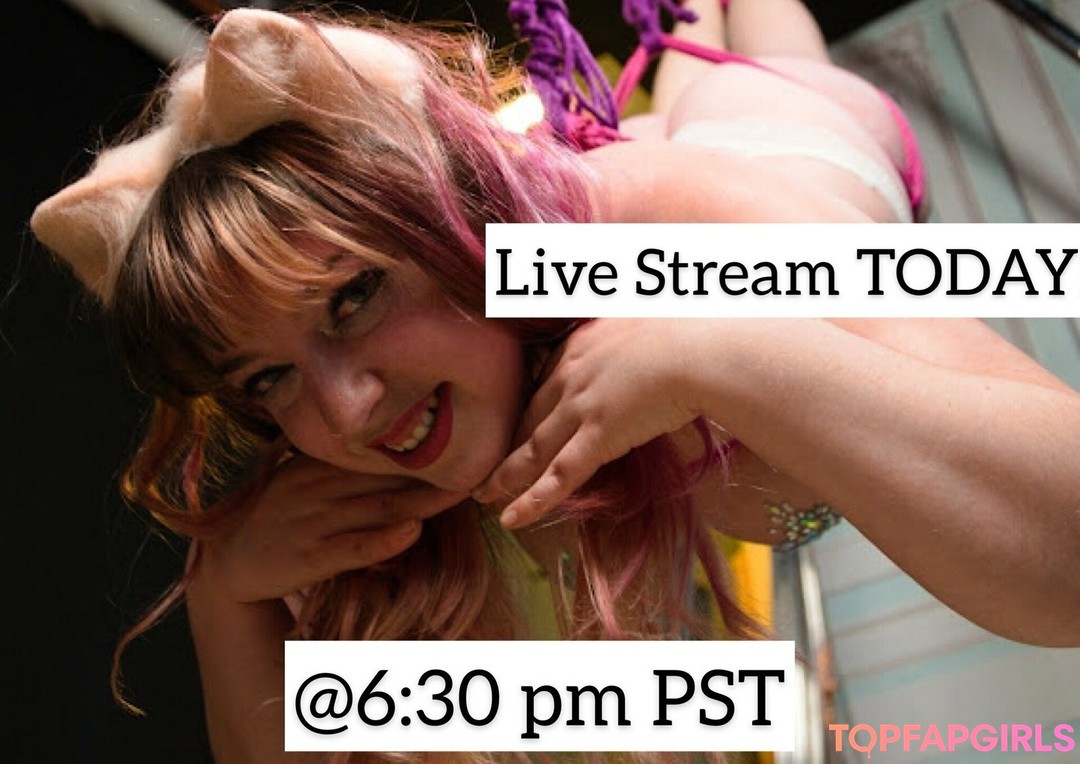 Foto di nudo di fuga di OnlyFans di Lilpinkalien #1506