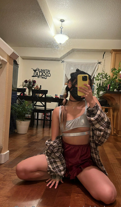 Foto di nudo di fuga di OnlyFans di Meixbbylove