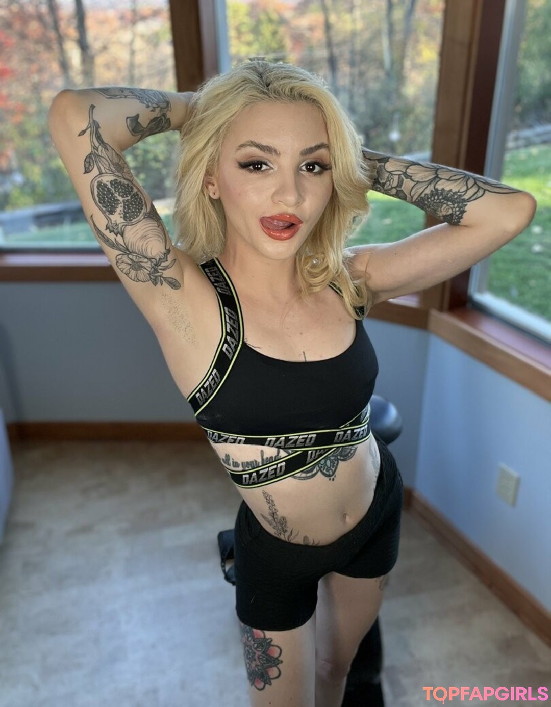 Foto di nudo di fuga di OnlyFans di Lola Fae #223 Foto di nudo di fuga di OnlyFans di Lola Fae #223