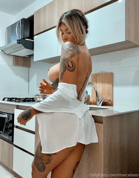 Foto di nudo di fuga di OnlyFans di Marcelaxo