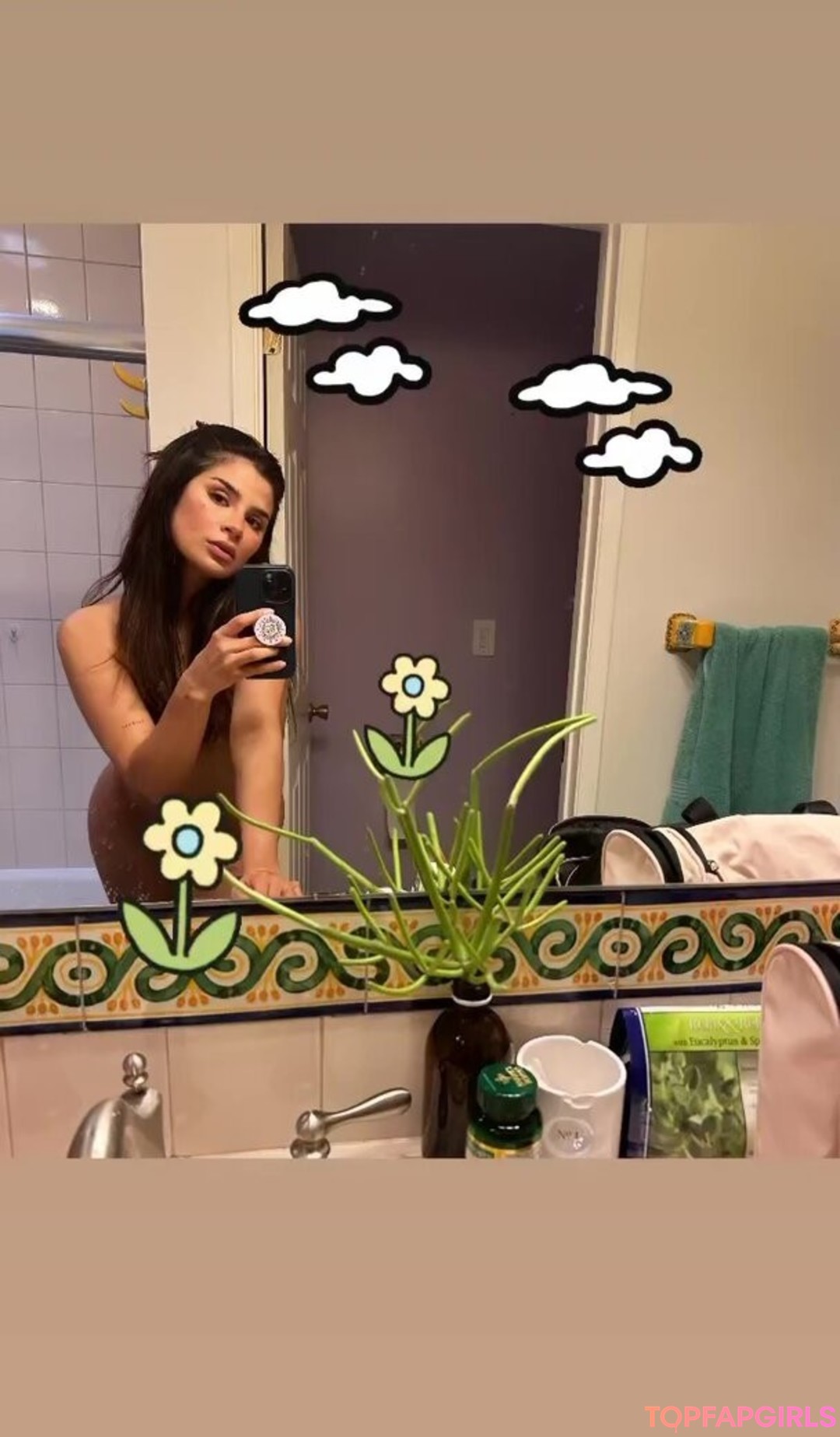 Foto di nudo di fuga di OnlyFans di Diane Guerrero #234 Foto di nudo di fuga di OnlyFans di Diane Guerrero #234