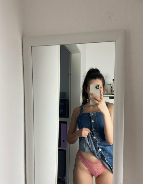 Leyla_free