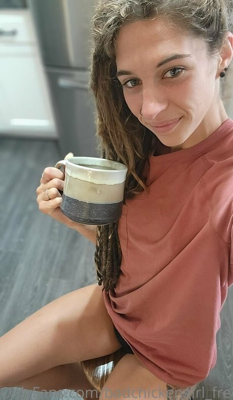 Badchickengirl_free