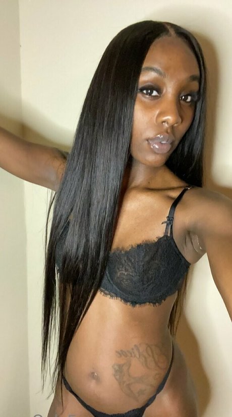 Foto di nudo di fuga di OnlyFans di Onyxxxxxx