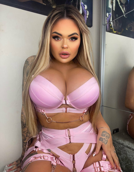 Foto di nudo di fuga di OnlyFans di Lexessex