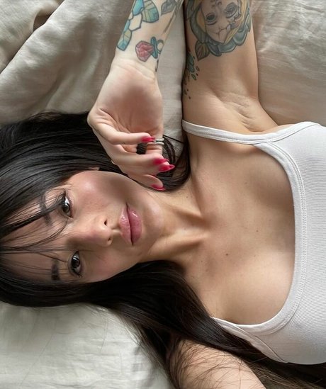 Foto di nudo di fuga di OnlyFans di Janadeoliveira