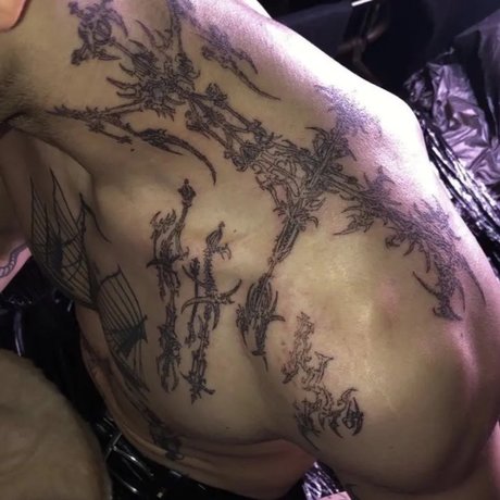 Sam 18