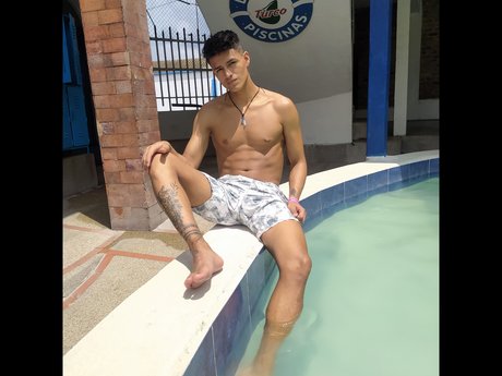 Foto di nudo di fuga di OnlyFans di Ryan Marquez